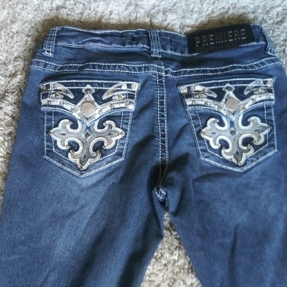 Jeans - Picture 2 of 3